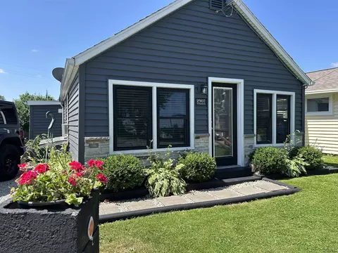 2907 W Ferndale, Manitou Beach, MI 49253