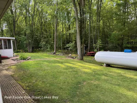 13840 Dice, Hemlock, MI 48626 photo 27