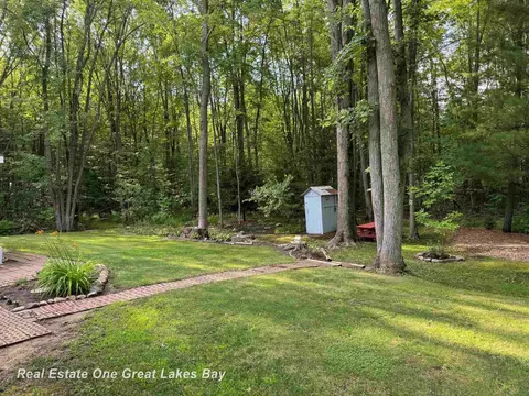 13840 Dice, Hemlock, MI 48626 photo 29