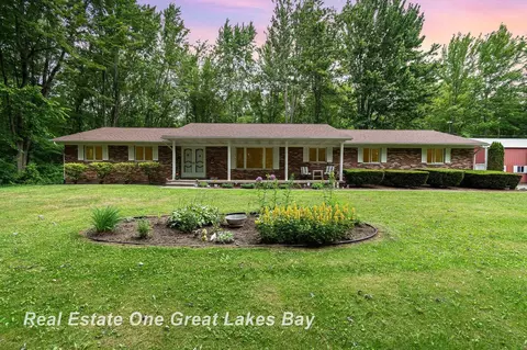 13840 Dice, Hemlock, MI 48626