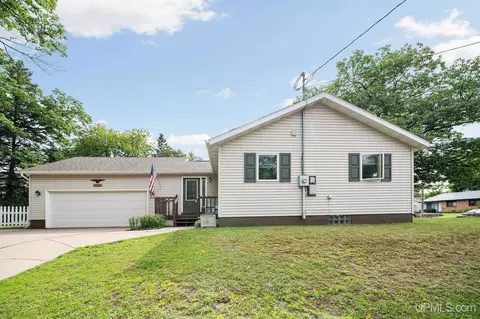 1120 Waldo, Marquette, MI 49855