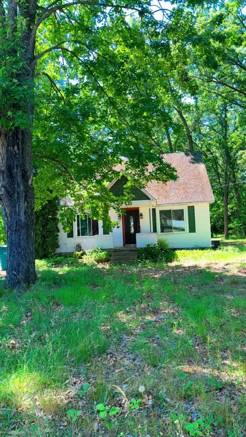 571 W W Riv, Muskegon, MI 49445