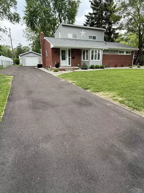 2365 Anderson, Saginaw, MI 48603