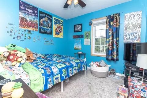 Bedroom - 3193 Beaver Crk, Adrian, MI 49221 photo 6 of 6