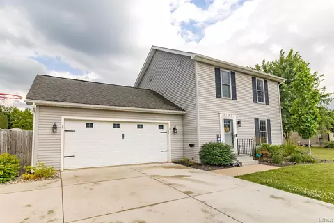 Exterior - 3193 Beaver Crk, Adrian, MI 49221 photo 2 of 10