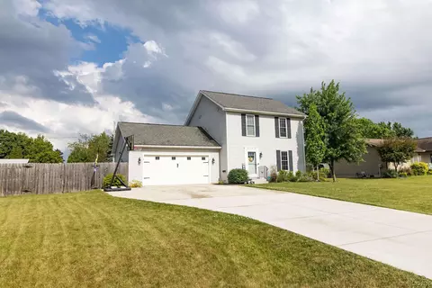 Exterior - 3193 Beaver Crk, Adrian, MI 49221 photo 4 of 10