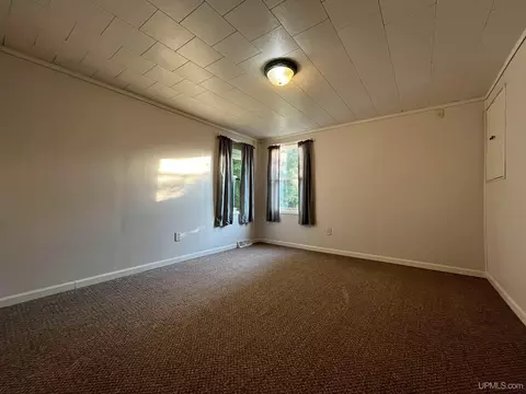 Bedroom - 200 Empire, Ishpeming, MI 49849 photo 5 of 10