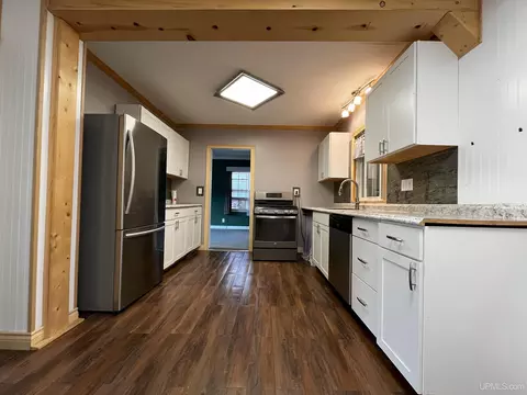 Kitchen - 200 Empire, Ishpeming, MI 49849 photo 2 of 2