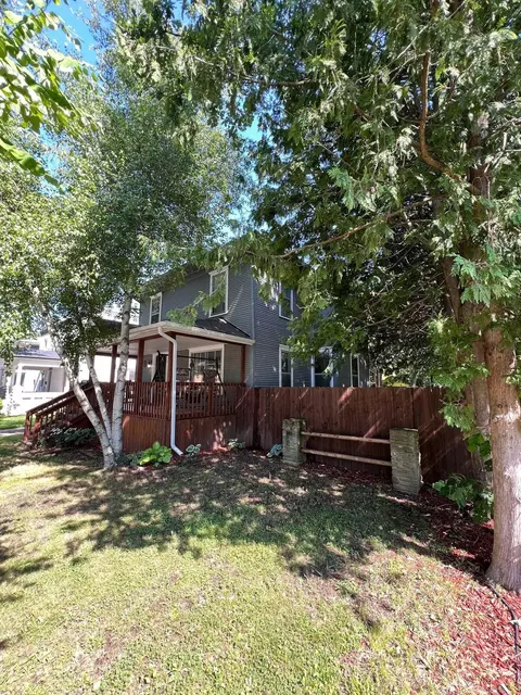 415 E Cass, Albion, MI 49224 photo 2