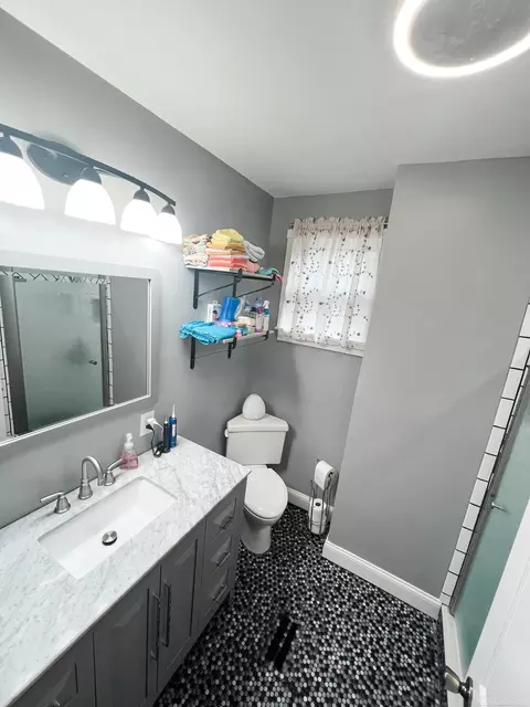 415 E Cass, Albion, MI 49224 photo 32