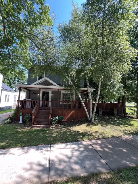 415 E Cass, Albion, MI 49224