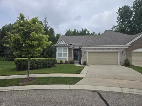 49728 Lakewood, Macomb, MI 48042