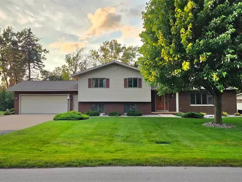 1795 Maroba, Linwood, MI 48634