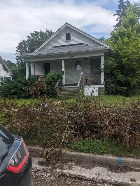 616 S Wheeler, Saginaw, MI 48602
