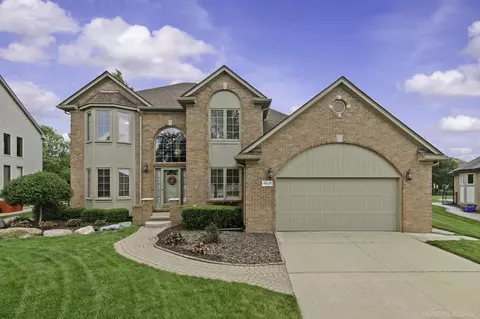 49638 Streamwood, Macomb, MI 48044