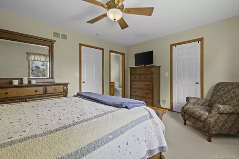Bedroom - 49638 Streamwood, Macomb, MI 48044 photo 2 of 9