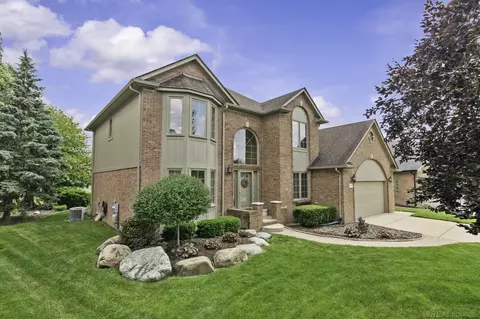 Exterior - 49638 Streamwood, Macomb, MI 48044 photo 2 of 5