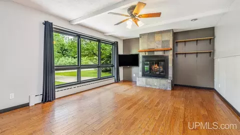 Living - 5006 L75, Escanaba, MI 49829 photo 1 of 3