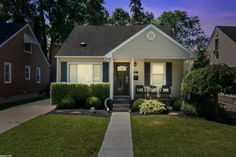 301 Highland, Clawson, MI 48017