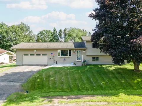 604 Cherry, Iron River, MI 49935 photo 29
