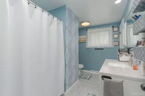 604 Cherry, Iron River, MI 49935 photo 14