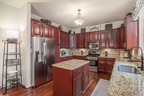 48199 Village, Macomb, MI 48044 photo 13