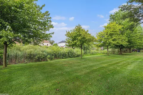 48199 Village, Macomb, MI 48044 photo 37
