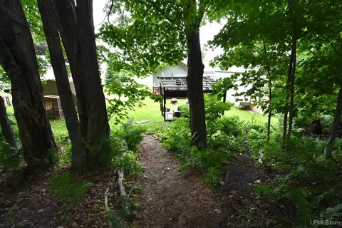 Exterior - 1483 Washington, Munising, MI 49862 photo 7 of 10