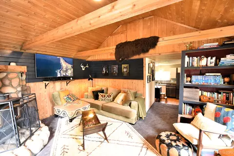 Living - 1483 Washington, Munising, MI 49862 photo 3 of 4