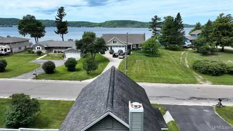 Other - 1483 Washington, Munising, MI 49862 photo 1 of 24