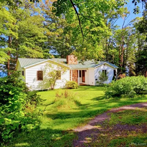 11293 Desrochers, Pelkie, MI 49958