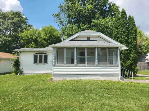 3015 Fairview, Saginaw, MI 48601