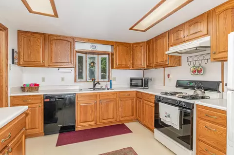 Kitchen - Undisclosed, Harrison, MI 48625 photo 1 of 1
