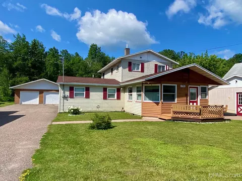 5755 Co Rd 550, Marquette, MI 49855