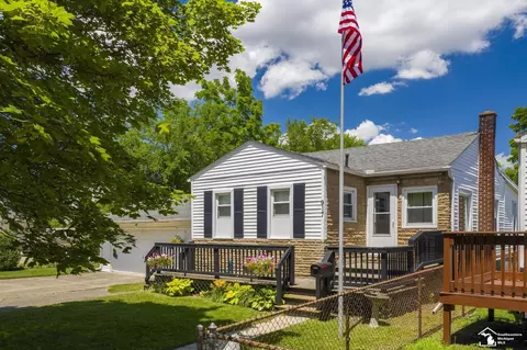 917 E 8th, Monroe, MI 48161