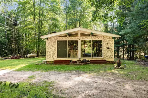 4740 Wildwood Rd, Alger, MI 48610