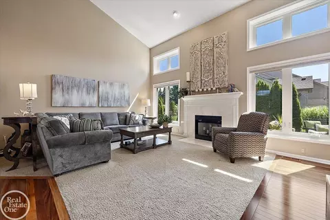 Living - 47988 Sage, Macomb, MI 48044 photo 2 of 5