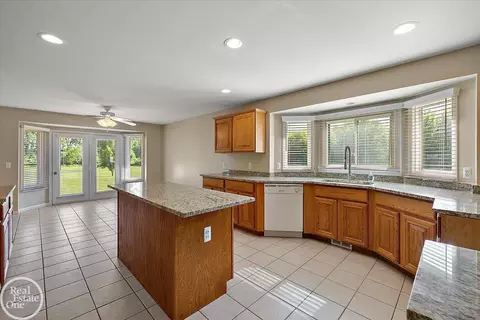 Kitchen - 21579 34 Mile, Armada, MI 48005 photo 1 of 6