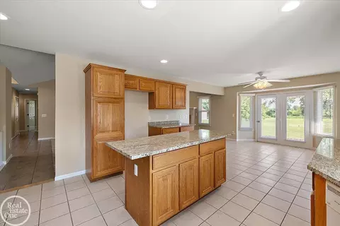 Kitchen - 21579 34 Mile, Armada, MI 48005 photo 6 of 6