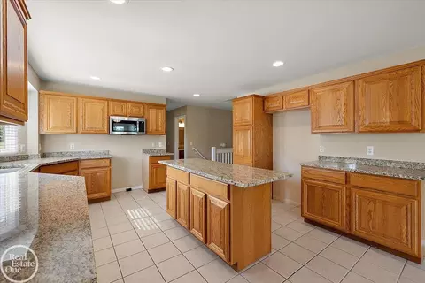 Kitchen - 21579 34 Mile, Armada, MI 48005 photo 2 of 6