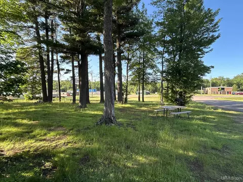 349 E Us41, Negaunee, MI 49855 photo 10