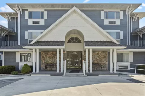 4500 Lakeshore #13, Fort Gratiot, MI 48059
