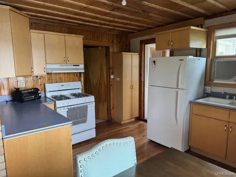 Kitchen - 6288 N Helen Lk, Ishpeming, MI 49849 photo 1 of 3