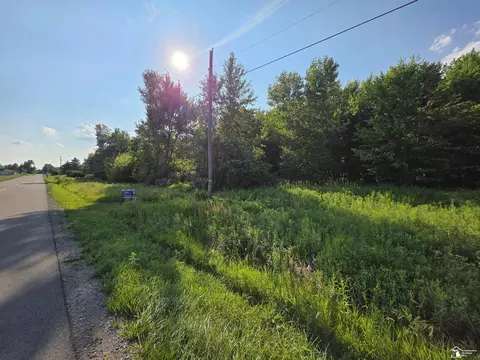 10300 Canandaigua, Clayton, MI 49235
