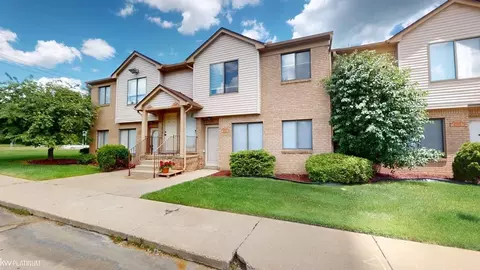 24102 Avon, Clinton Township, MI 48036