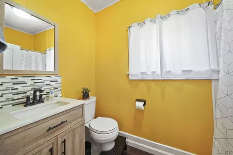 Bath - 216 Budlong, Adrian, MI 49221 photo 1 of 2