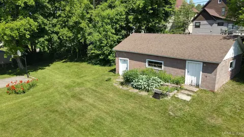 Exterior - 731 Pine, Hancock, MI 49930 photo 4 of 4