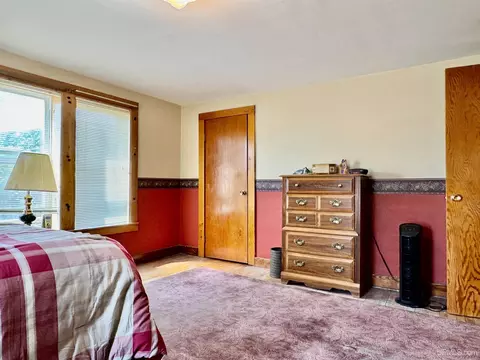 Bedroom - 731 Pine, Hancock, MI 49930 photo 3 of 9