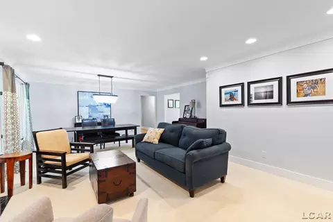 Living - 144 N Scott, Adrian, MI 49221 photo 7 of 8