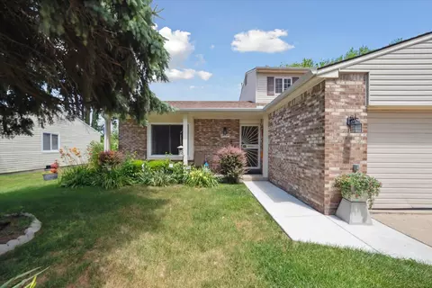 Exterior - 28034 Riverbridge, Romulus, MI 48174 photo 3 of 11